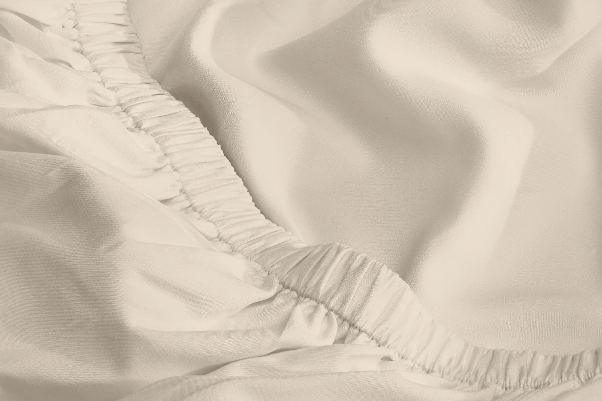 Comphy SoftSpa™ Fitted Sheet - Cream / Queen